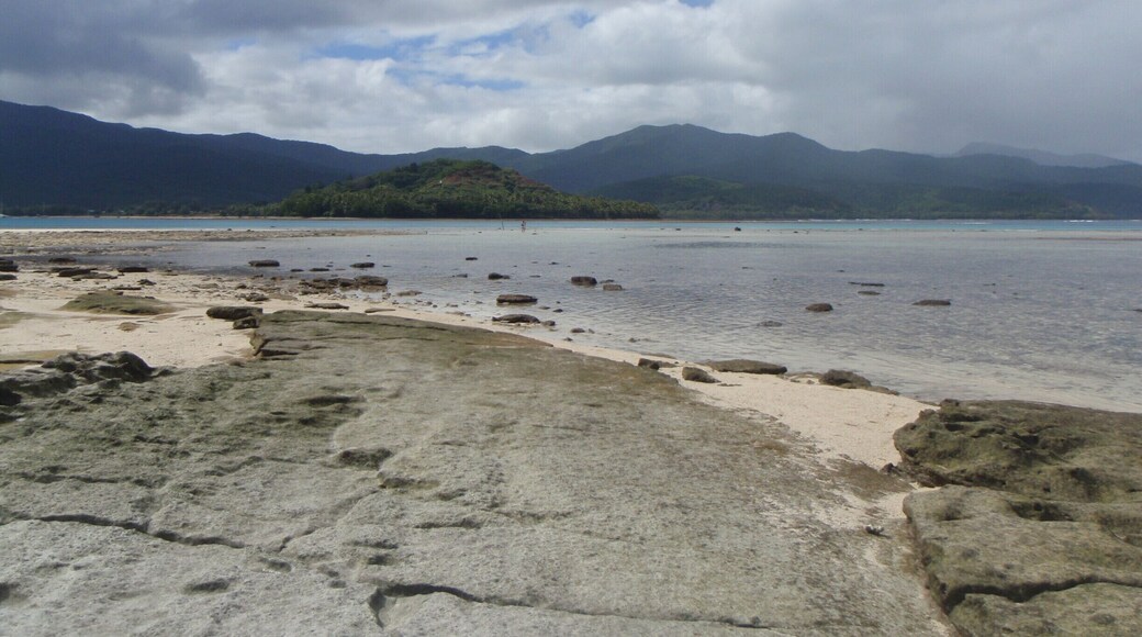 Tiny island but absolutely beautiful. Great for swimming and snorkeling.