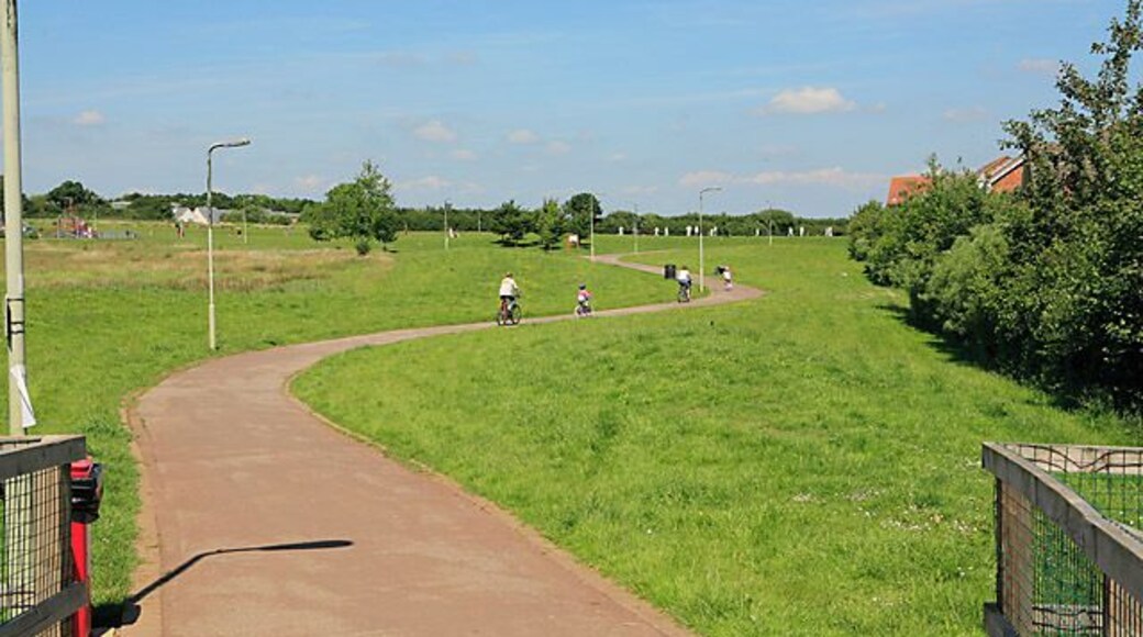 Approaching the playing fields at Whiteley