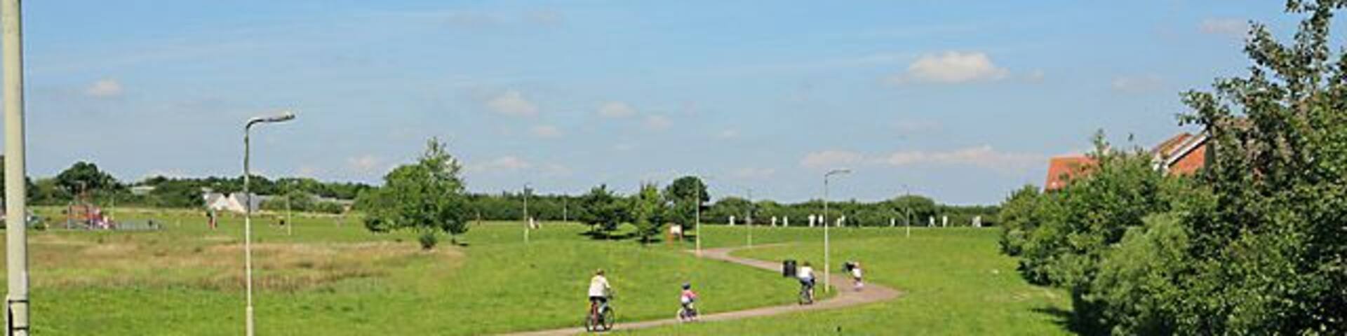 Approaching the playing fields at Whiteley