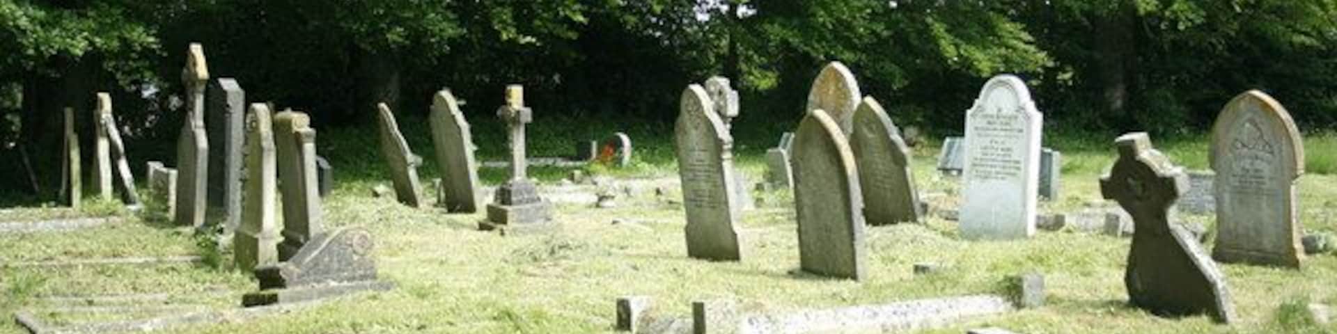 Cemetery, Beckington A suitably quiet spot at the bottom of Berkeley Lane. Much improved following the diversion of the A36 which passed a few yards away.
