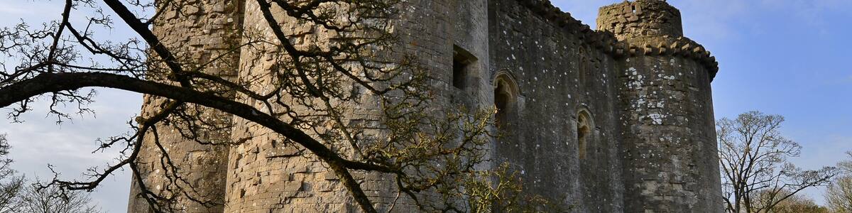 Nunney Castle: South tower