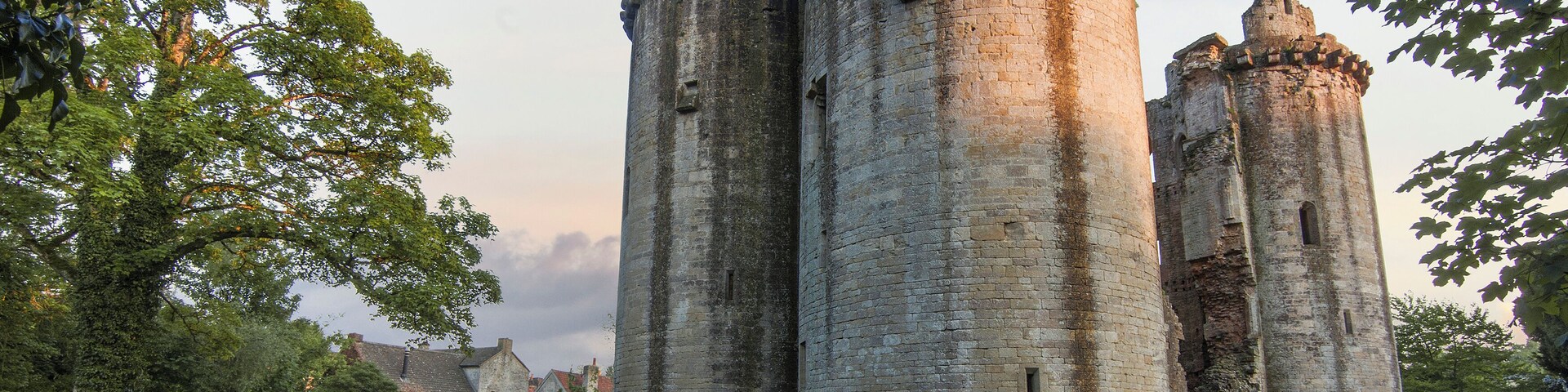 Nunney Castle at dusk.