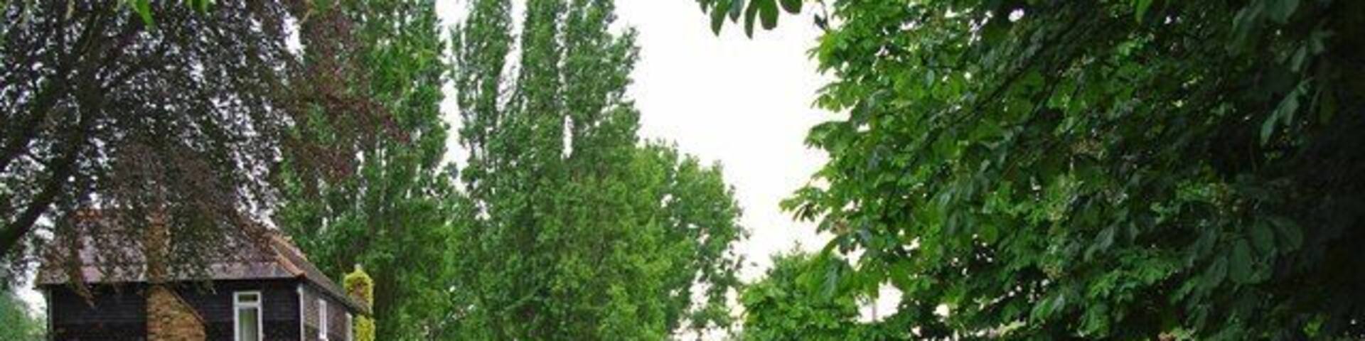 Roydon Bridge. The bridge over the Stort Navigation in Roydon it was built in 1920 see 1317452