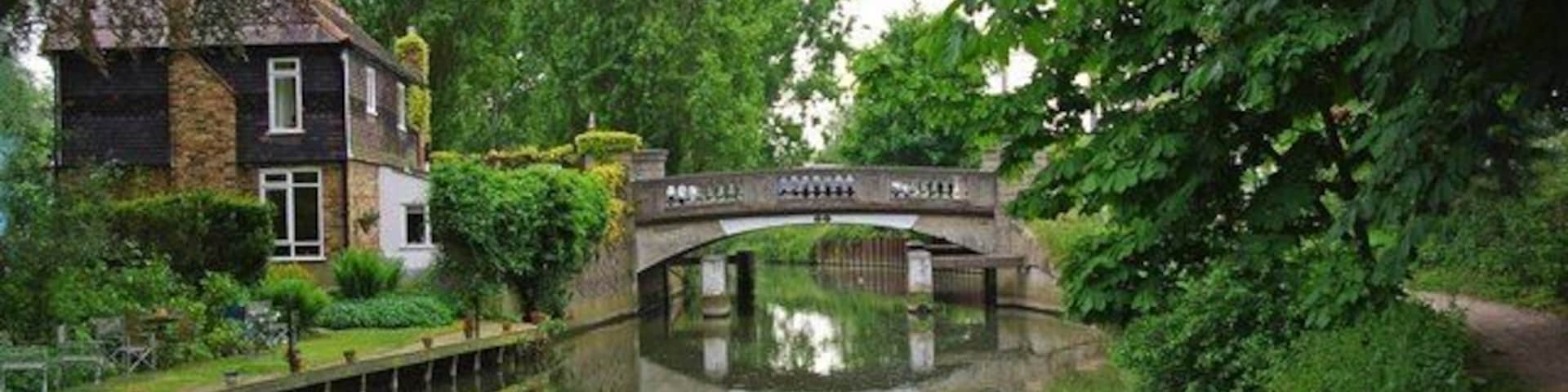 Roydon Bridge. The bridge over the Stort Navigation in Roydon it was built in 1920 see 1317452