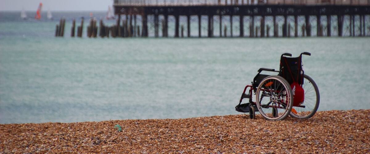 April 2014
A seemingly abandoned wheelchair sitting on Hastings beach in front of the burnt out remains of the town's pier.
#BeachBound