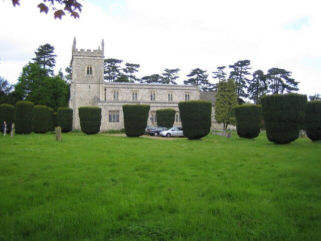 St Lawrence's parish church, Bovingdon, Hertfordshire, seen from the south