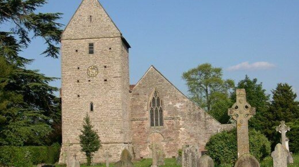 St James, Kinnersley