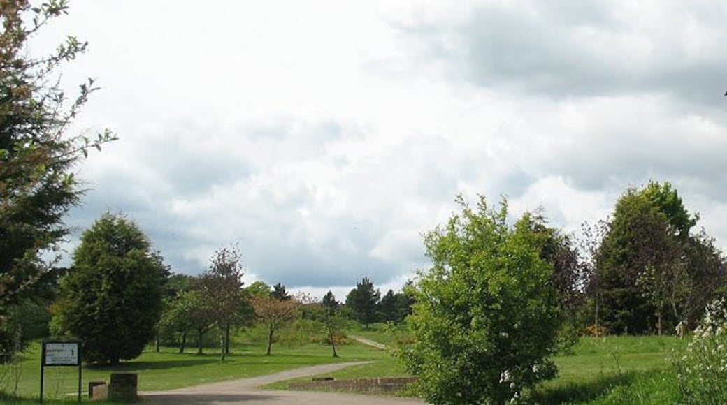 Footpath across the golf course, Bedwell Park A public right of way uses this otherwise private road across a golf course.