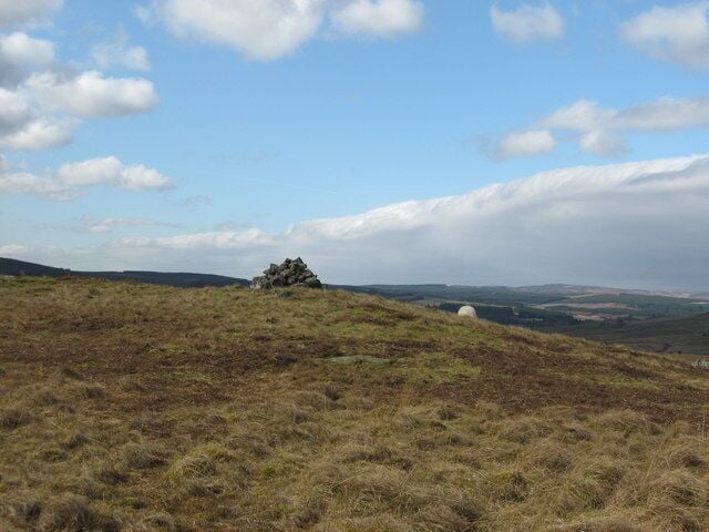 Cairn on Leonard's Hill