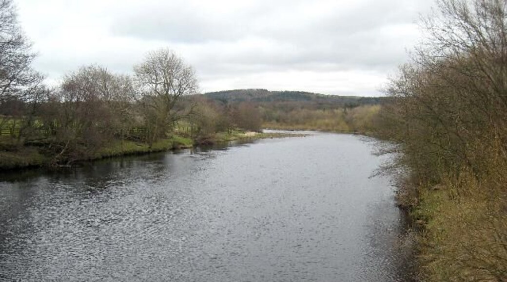 River South Tyne at Bardon Mill Looking downstream from the footbridge.