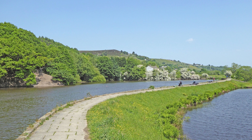 Huddersfield Narrow Canal