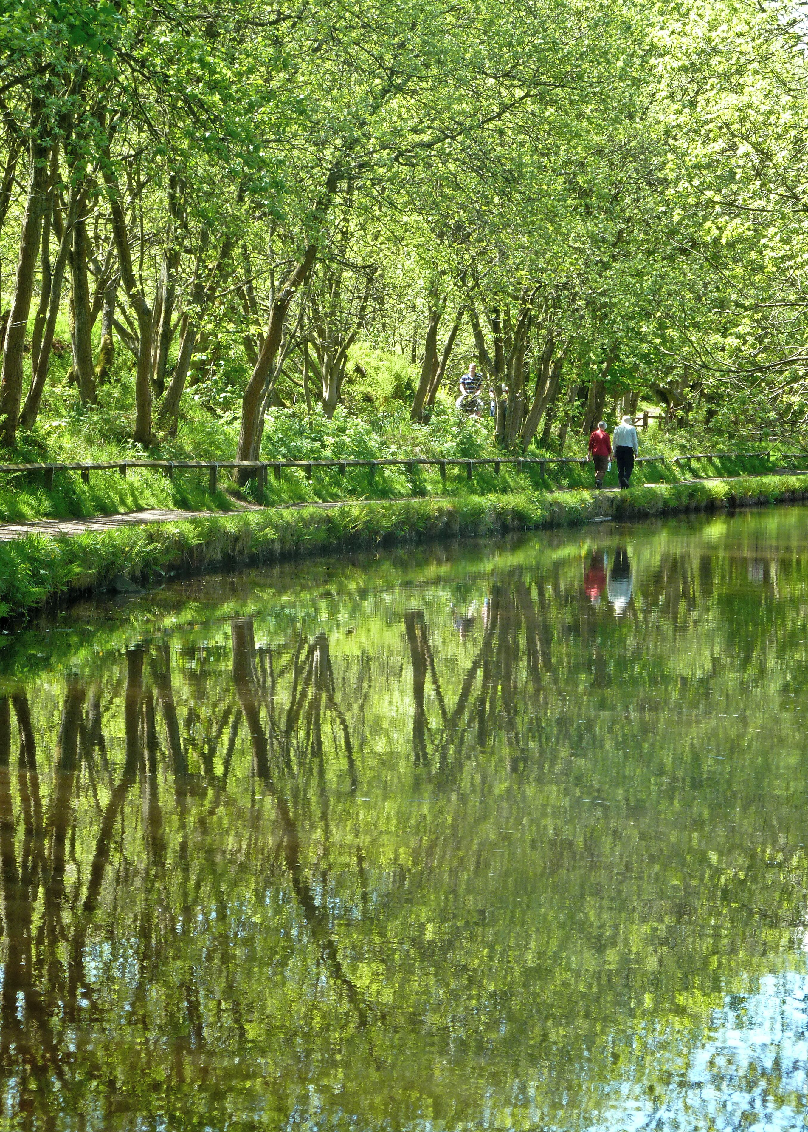 Huddersfield Narrow Canal, Marsden