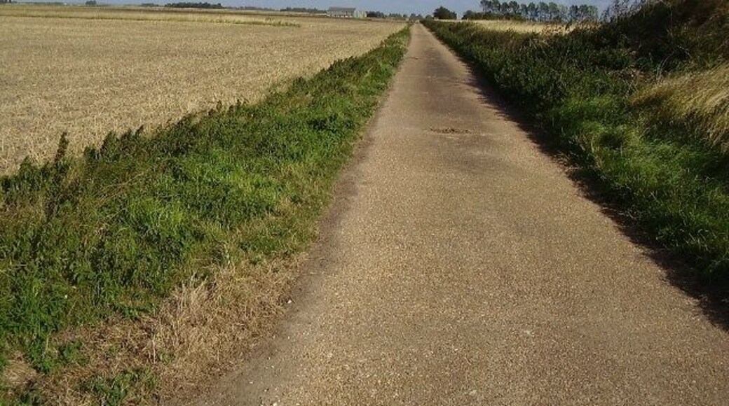 Into Norfolk On the county boundary Lincolnshire to Norfolk