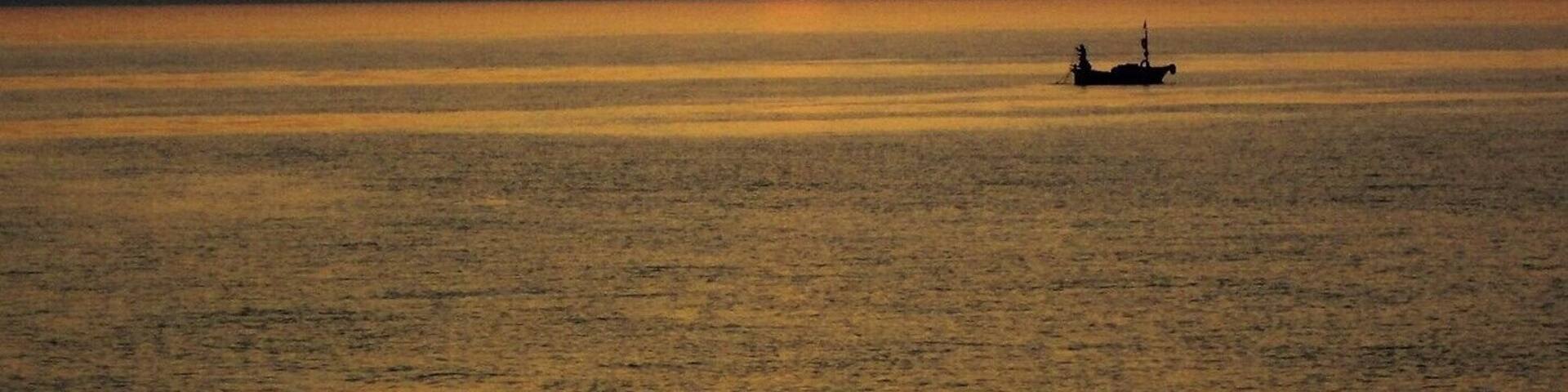 Beautiful #Turkish #sunset in #Turkler #Turkey.
#lifeatexpedia #waterlust #Golden #adventure