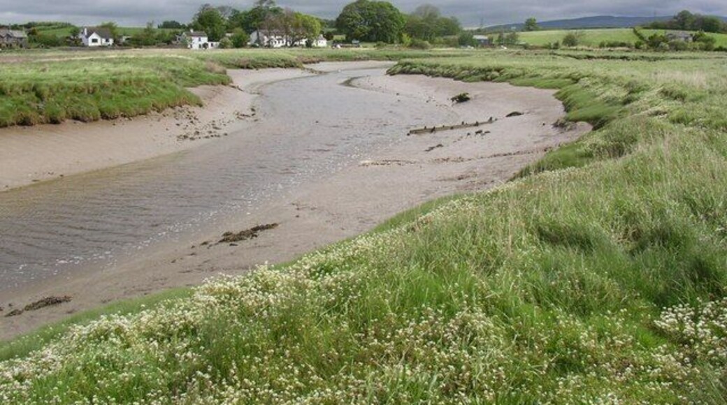 The River Conder (2), near Glasson, Thurnham CP Looking upstream from the B5290 towards the hamlet of Conder Green (in Ashton with Stodday CP).