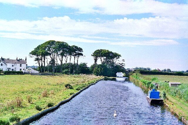 Glasson branch of Lancaster canal. Looking W from Thurnham Mill to bridge no 6