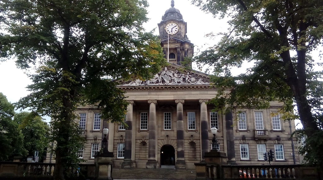 Lancaster Town Hall from Dalton Square. Stunning, historic building !.
#LifeatExpedia