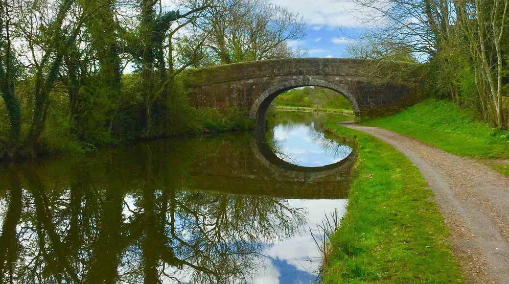 Lancaster Canal towpath is great for running, walking and cycling