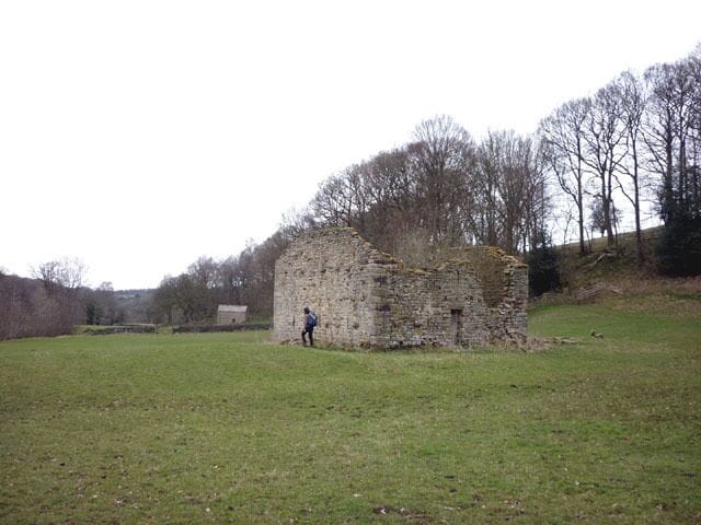 Ruined barn, Hindburndale near Lowgill