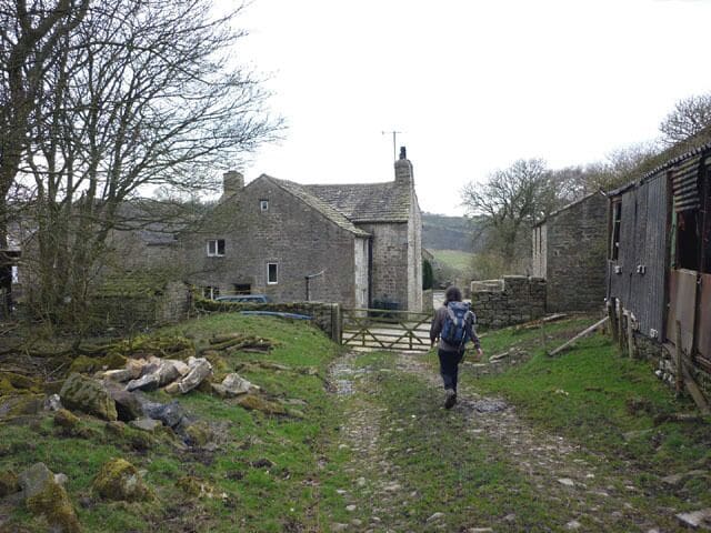 Coming into Lowgill On the footpath from Brackenbottom.
