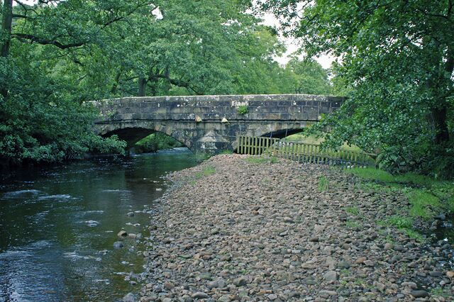 Stoops Bridge Out of shot to the right is a small car park, popular with walkers.