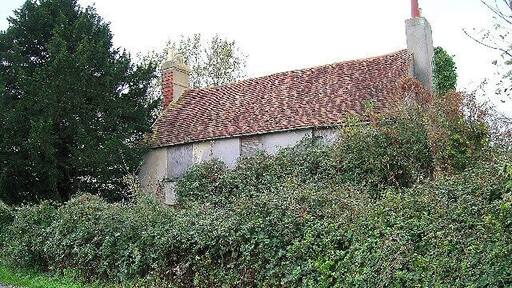 Derelict Cottage, Norlington. Looking west from Norlington Lane.
