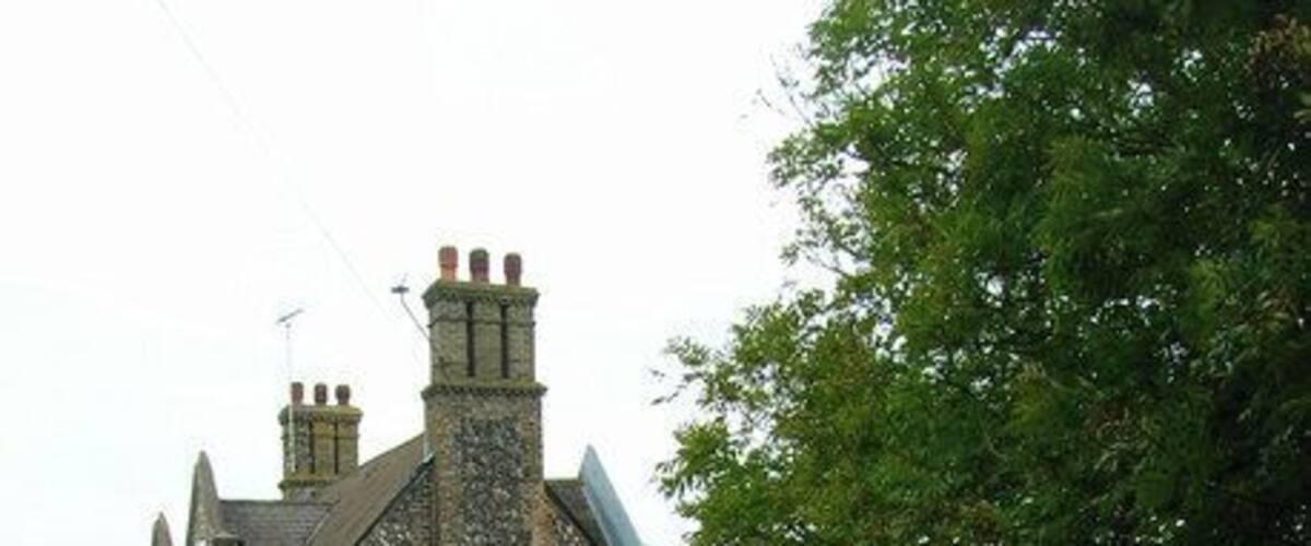 Trevor Arms Built in 1865 for the expected trade from rail travellers from the station which was directly behind the inn. Named after the sometime owners of Glynde Place it is still a popular country pub today with both walkers and nearby visitors to Glyndebourne.