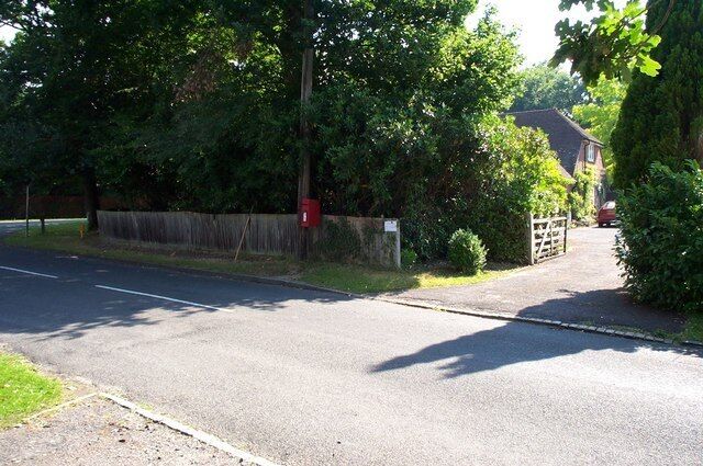 Lower Station Road, Newick Pillar box next to the drive of Little Roughwood