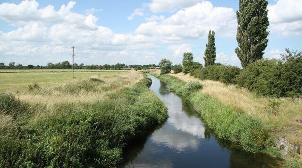 River Witham Looking north from Thurlby Bridge near Bassingham