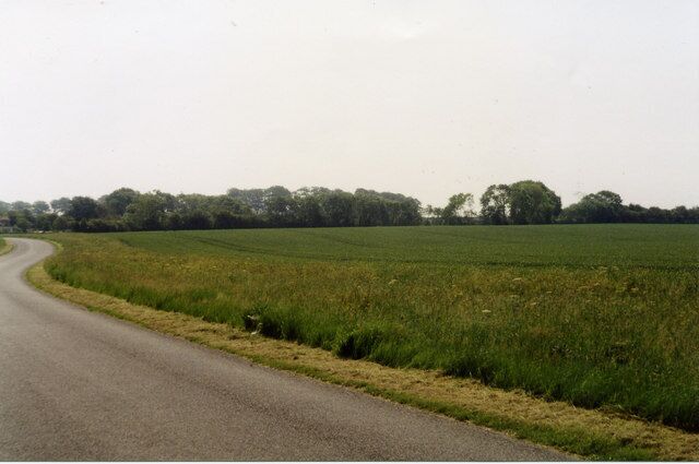 Wright's Aerodrome, Kenwick Road, Louth 1936 This is the site of Fred Wright's Aerodrome in 1936. The quarry is at the top of the picture. The hangar was at bottom right and contained an Avro 504k biplane, 1919 vintage, G-ACRE, and a Flying Flea. The company was called Lincolnshire Flying Services and toured along the east coast giving joyrides at 2/6, 5/0 and 7/6 for aerobatics. The hangar is still in existence as a garage on the Lincoln Road at Welton.