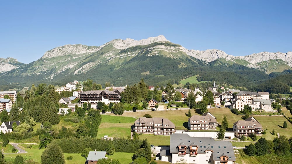 Panorama of the cillage of Villard de Lans, Vercors, France; Shutterstock ID 200759762; purchase_order: SP-1332 HA Batch 2 August 2018; Order: ; client: HomeAway; other: To be paid with HA budget