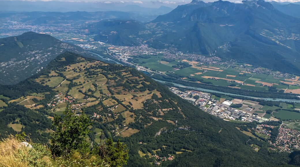 Paysage du dauphiné , vue sur Voreppe depuis le Vercors , Alpes France