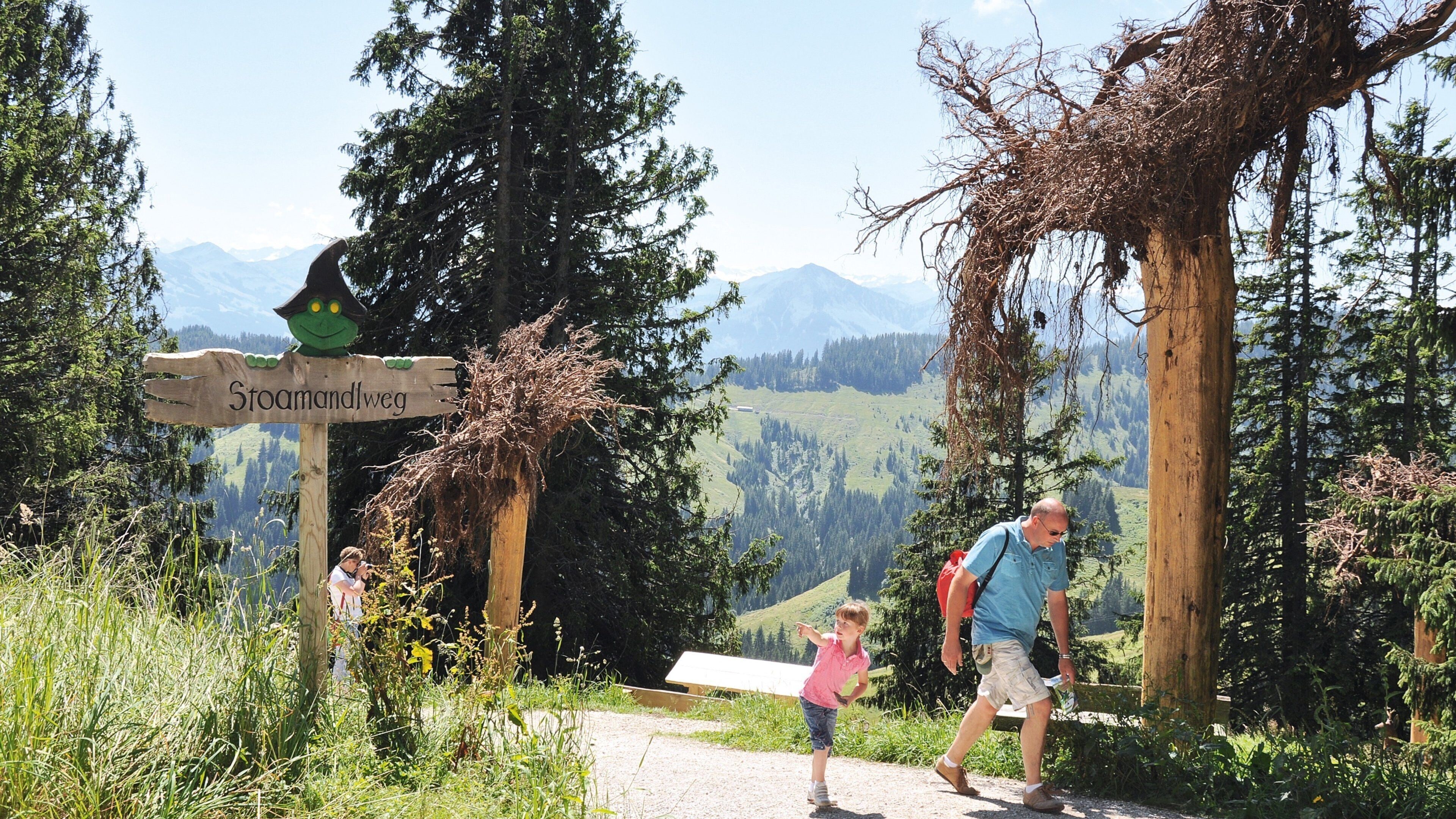 Ellmau y también una familia