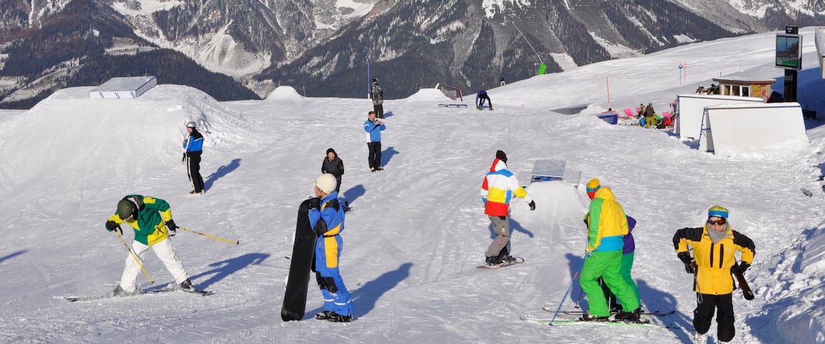 Ellmau showing snow, mountains and snow skiing