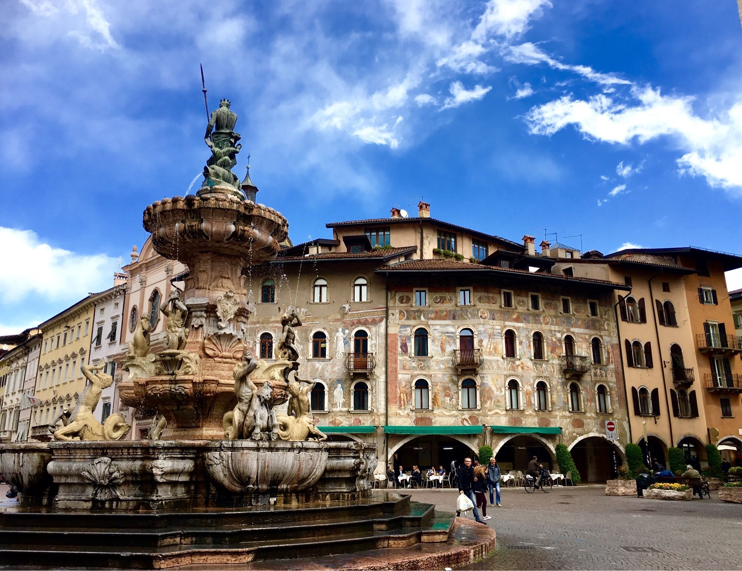 Beautiful frescoed Renaissance buildings at Piazza del Duomo, Trento