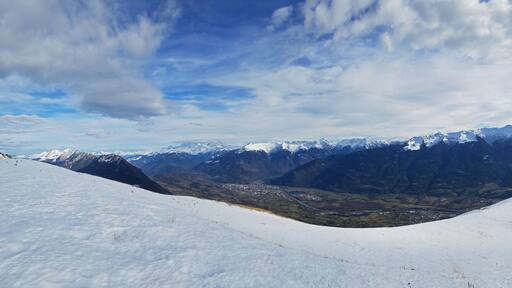 Paysage du Massif des Bauges en Hiver , Savoie , France