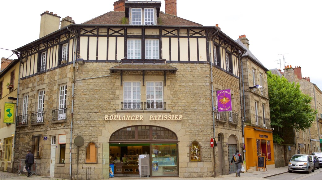 Alencon mostrando compras