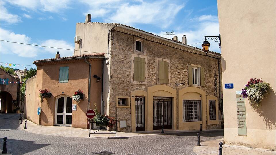 Village typique en Provence à Saint-Paul-Trois-Châteaux