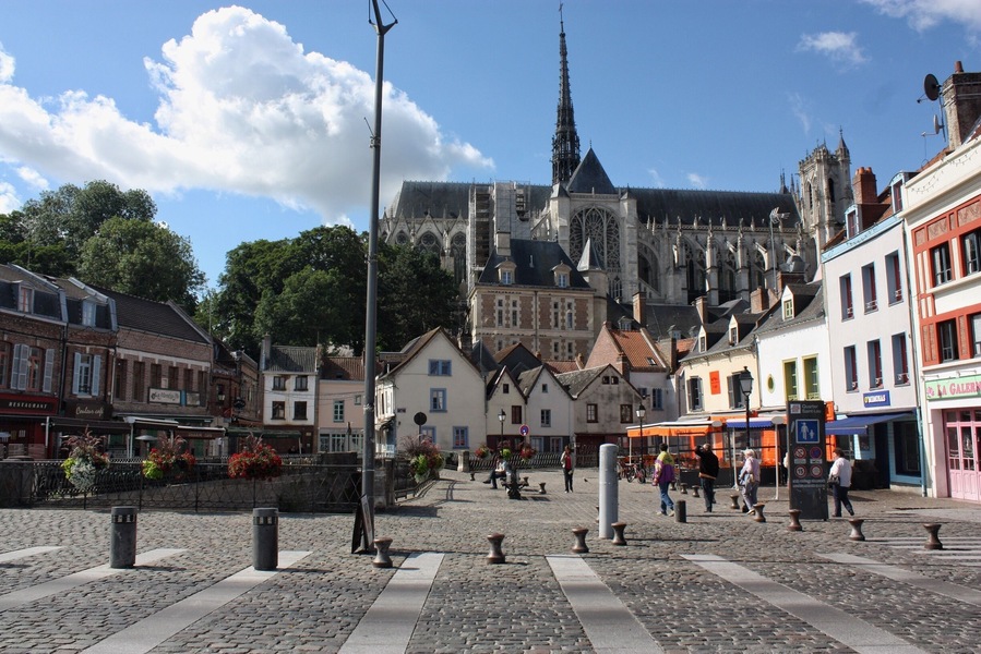 View from " Quartier Saint Leu " view of the cathedrale.
UNESCO listed heritage.