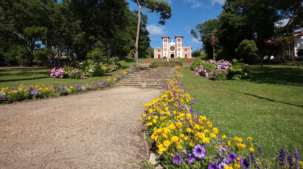 Church in Le Moulleau Arcachon France; Shutterstock ID 364960592