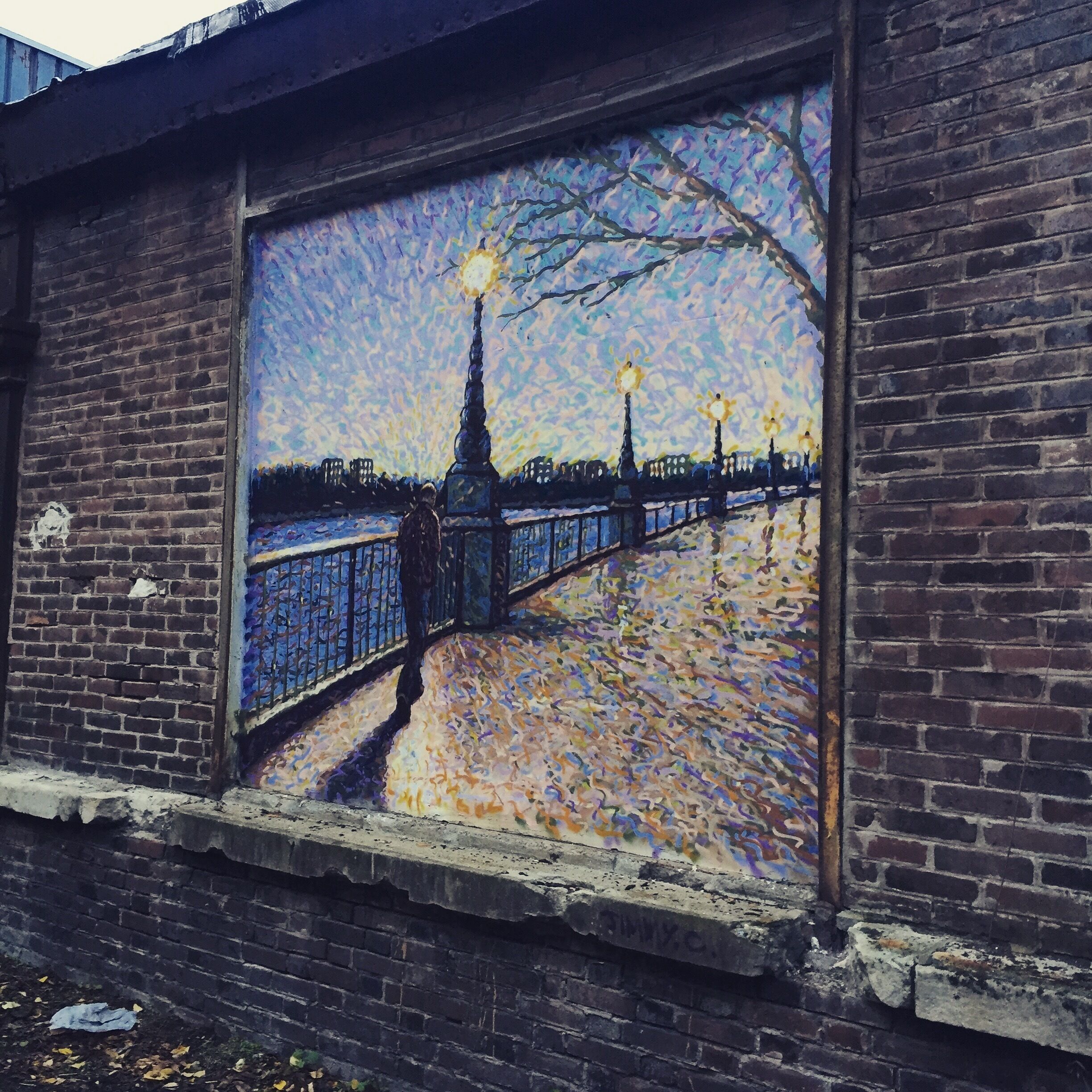 Watching through the windows in the abandoned military fort of Aubervilliers at the door of Paris #graffiti 