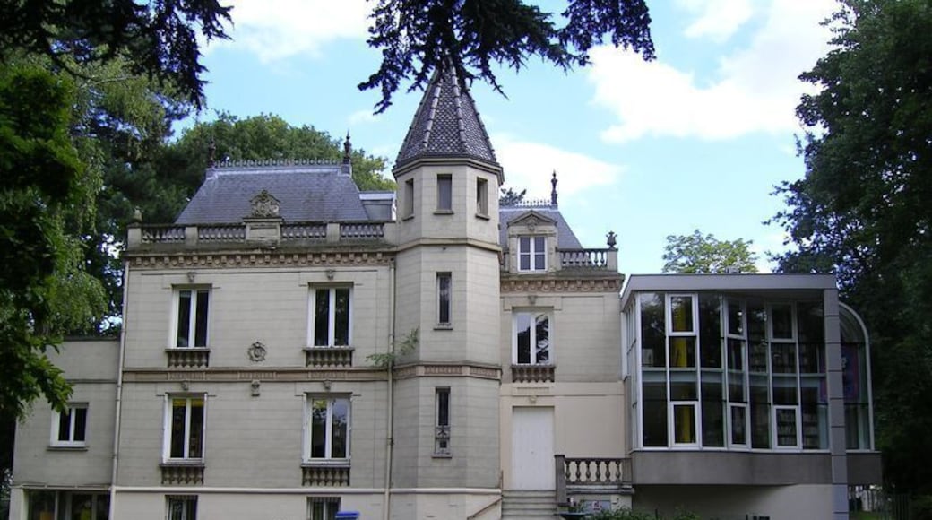 Dumont library, in Aulnay-sous-Bois, en France.