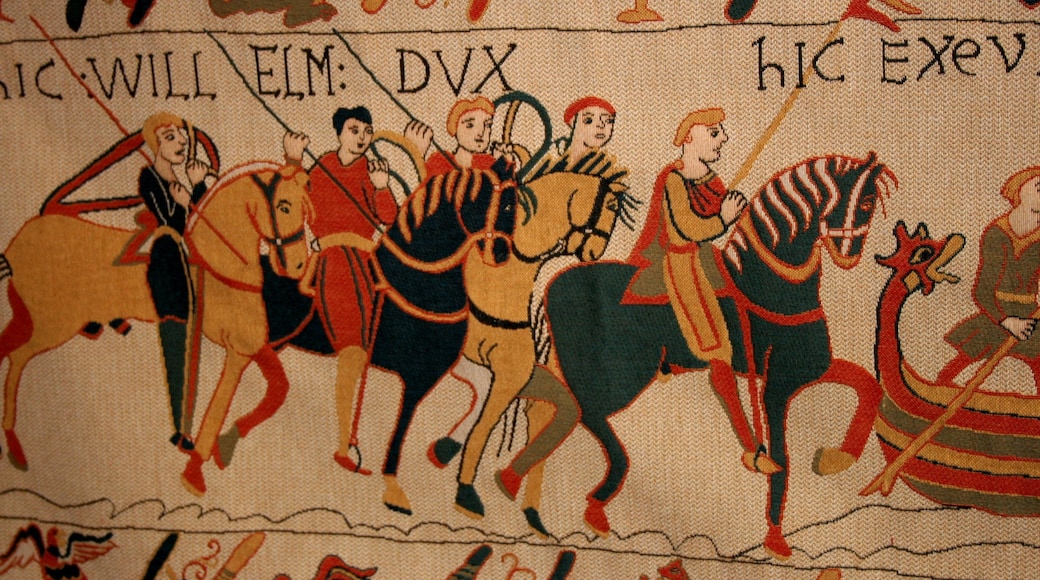 Bayeux featuring art