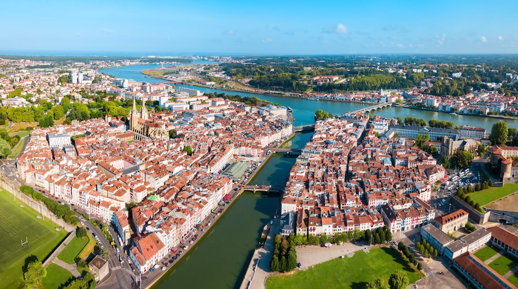 Bayonne