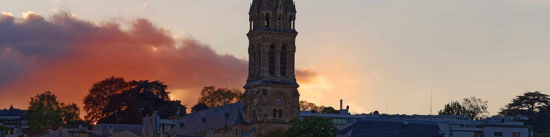 Notre-Dame-de-Boulogne church, also known as Notre-Dame-des-Menus at sunset , Boulogne-Billancourt, Parisian region.