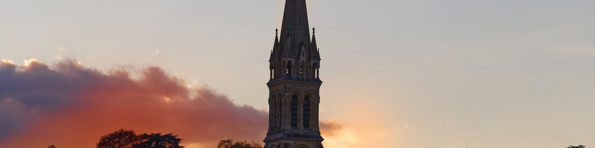 Notre-Dame-de-Boulogne church, also known as Notre-Dame-des-Menus at sunset , Boulogne-Billancourt, Parisian region.