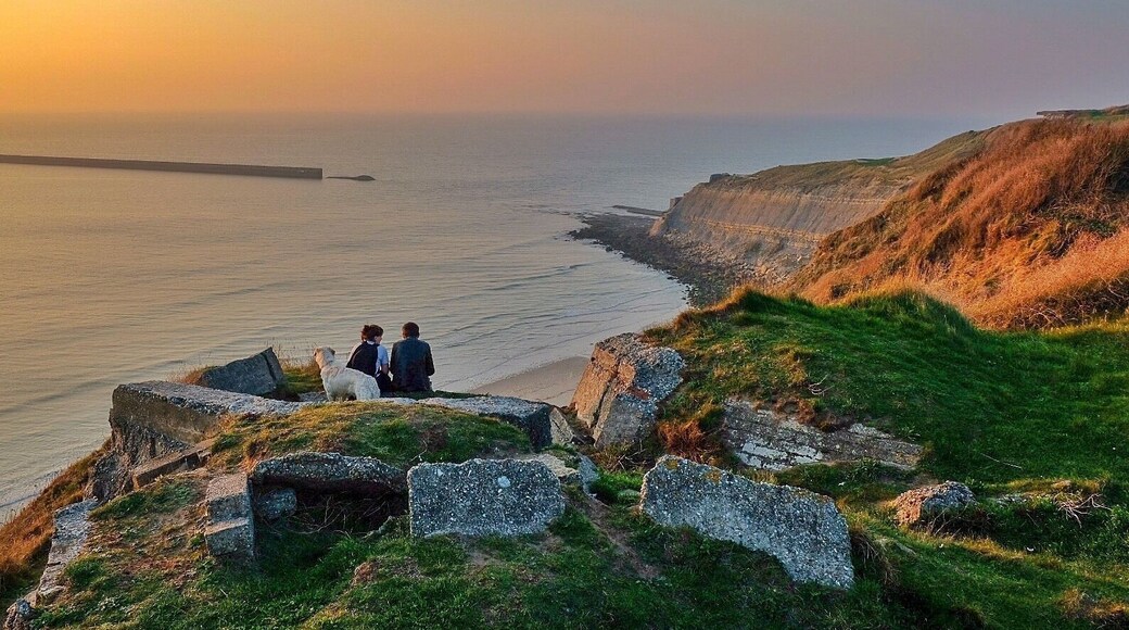 Thé perfect place for a sunset walk 🌅
#france #sunset