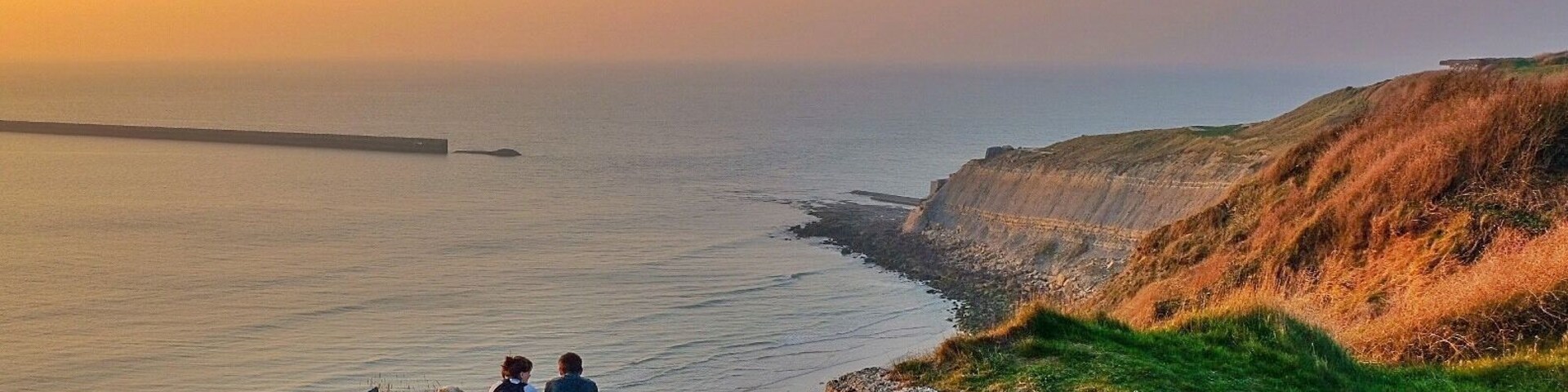 Thé perfect place for a sunset walk 🌅
#france #sunset