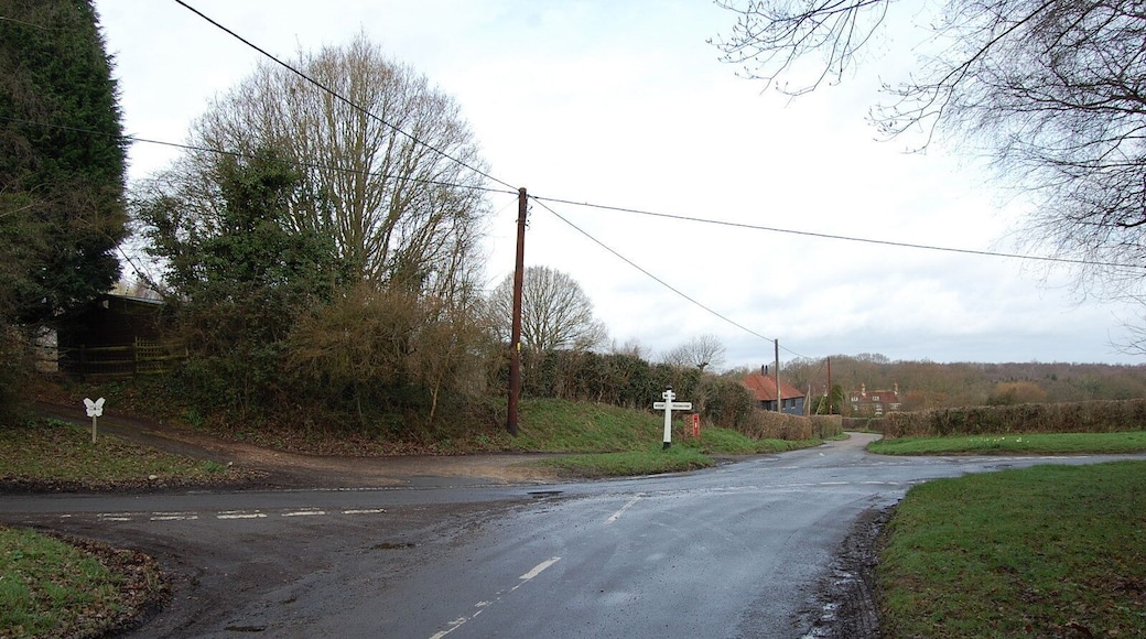 Crossroads of Furnace, Horseshoe and Kings Bank lanes