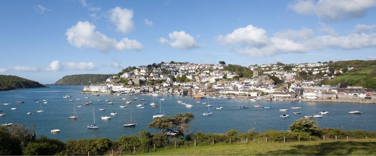 Morning's walk & sun behind me....